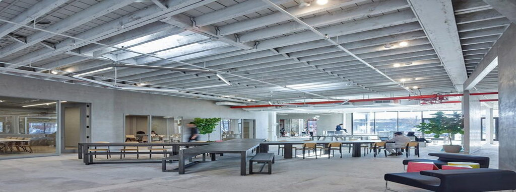 Consideraciones al rentar una nave con oficinas